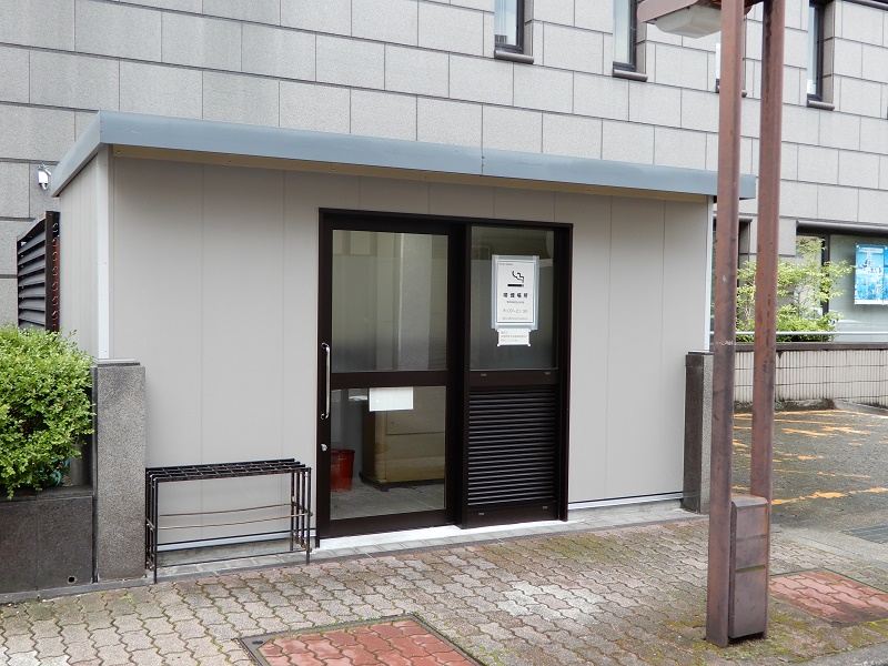 総合会館北側に特定屋外喫煙所　四日市市