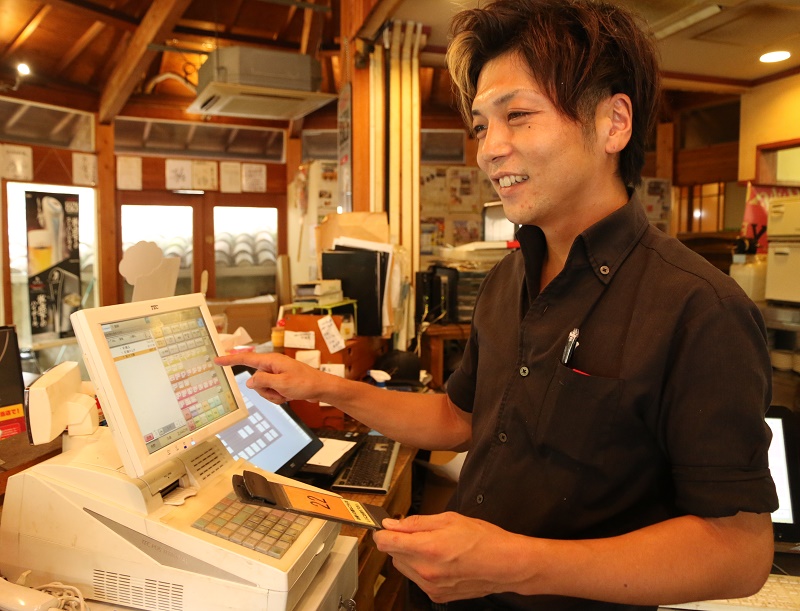 明日から消費税10パーセント　軽減税率も開始