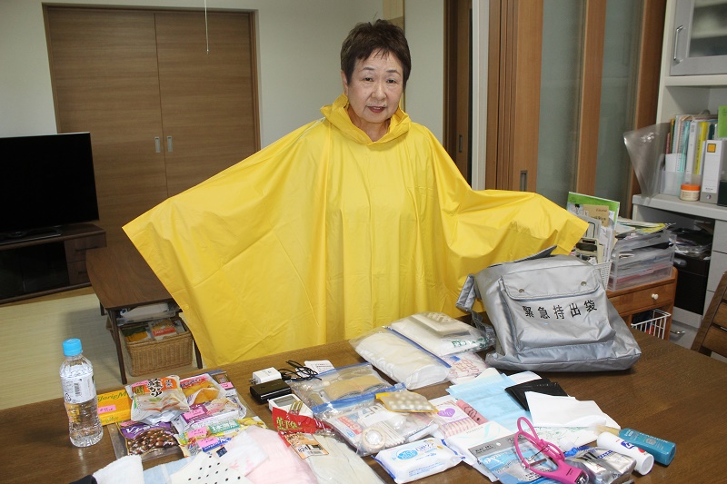 目的別に見つけやすく　非常持ち出し袋