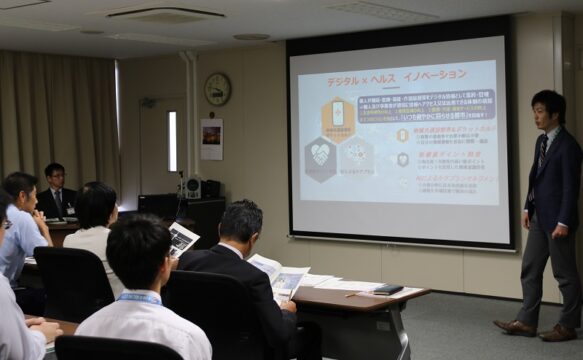 職員による政策提案　新たな発想を発表
