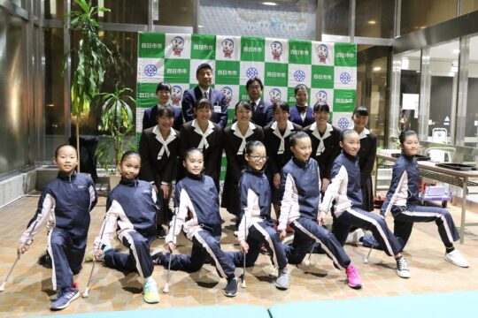 バトントワーリング全国大会へ　出場者らが表敬訪問