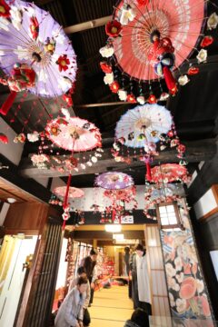 色とりどりの作品並ぶ　楠歴史民俗資料館で企画展