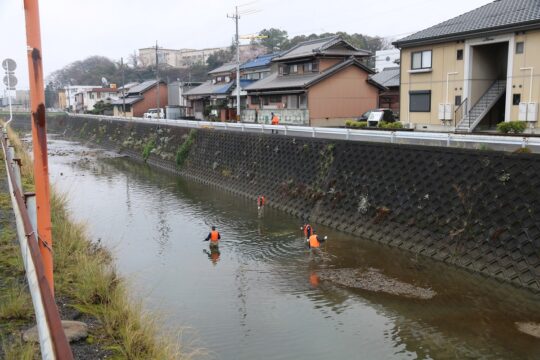 ひき逃げで女子高生死亡　四日市市西日野町の市道