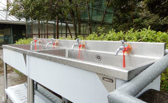 応急手洗い場を設置　霞ゆめくじらと南部丘陵公園