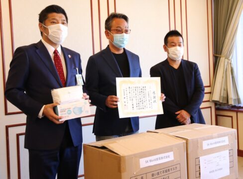 「何かに貢献したい」　四日市の企業がマスク寄贈