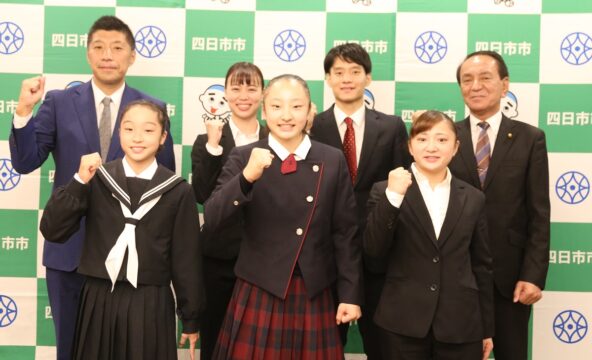 トランポリン、体操競技で全国大会へ　選手らが四日市市役所へ表敬訪問