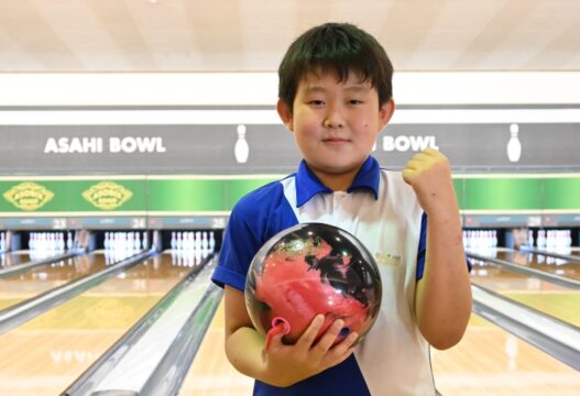 上級生制して県大会優勝も　ボウリング　真田怜祐君