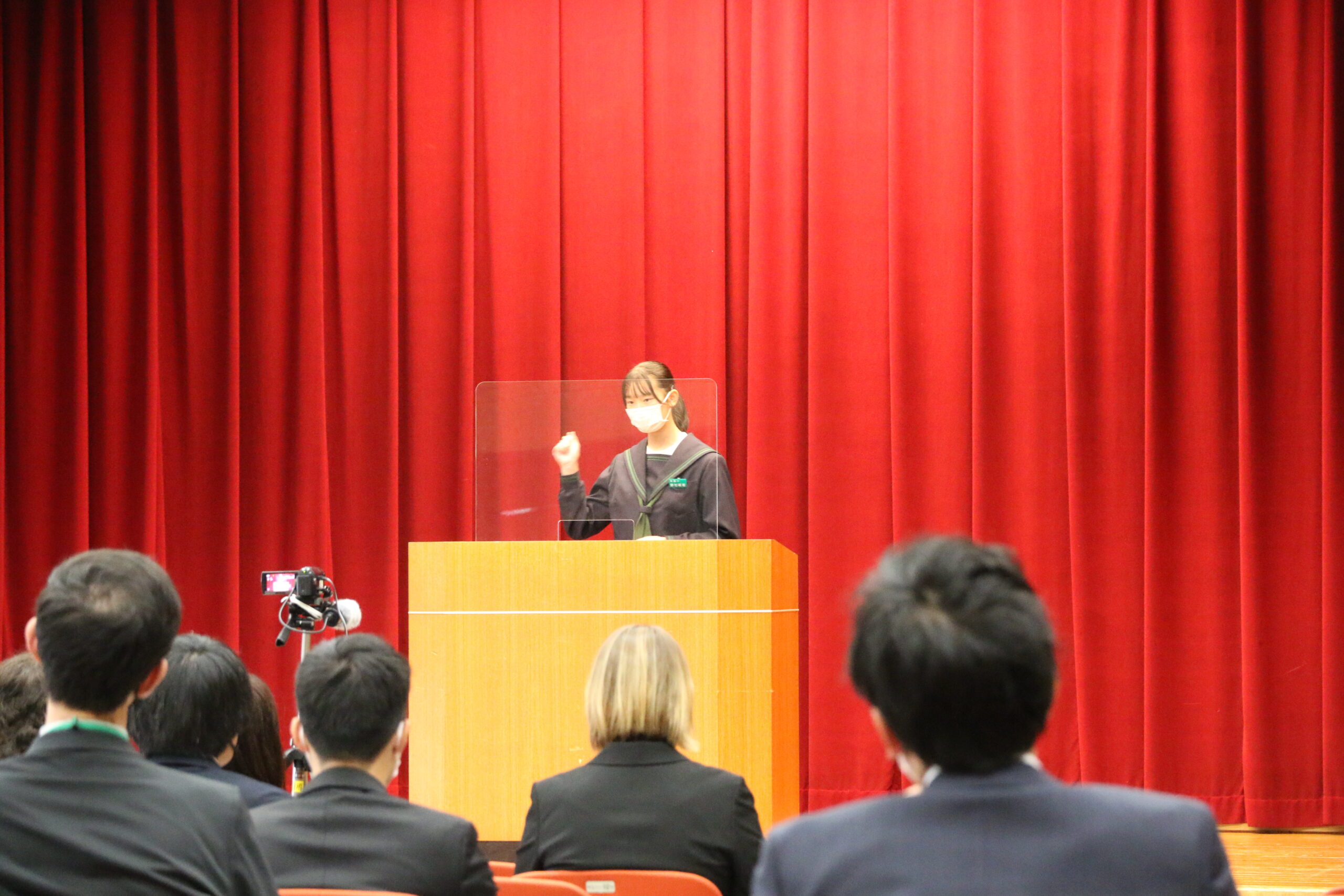 日ごろの学習成果を発表　三泗地区中学校英語スピーチコンテスト・英作文コンテスト