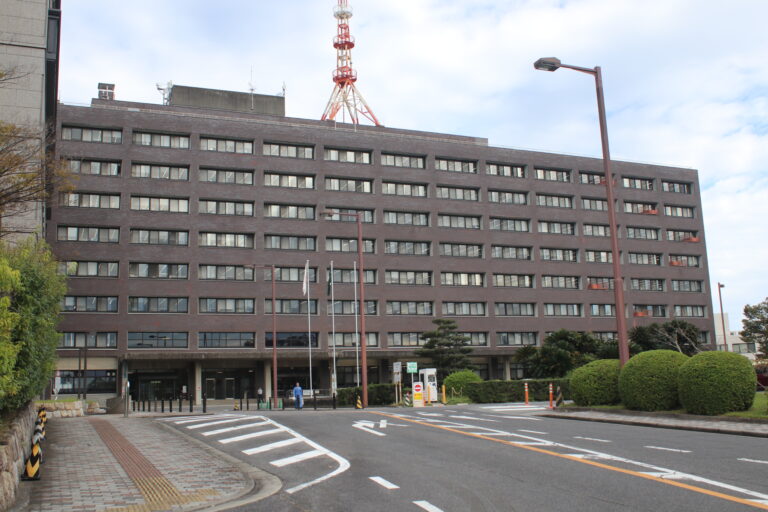 三重県86人感染　新型コロナ