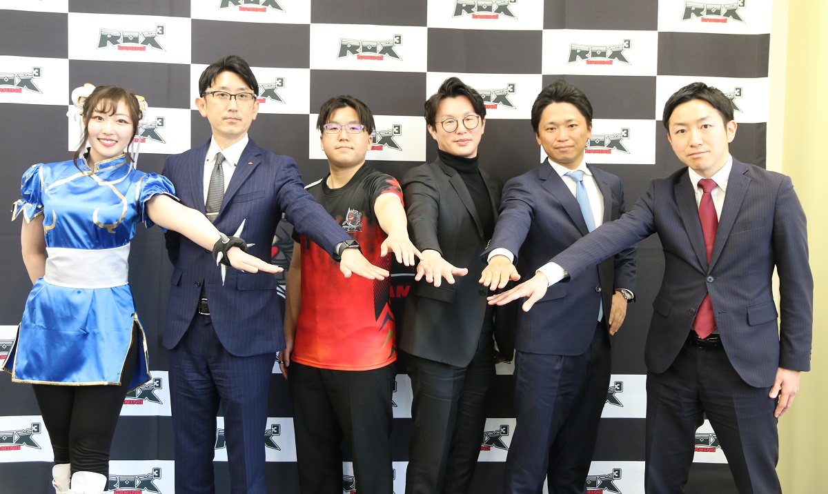 プロeスポーツチーム「Rox3　Gaming」発足　KNIGHT選手と契約締結 　四日市で記者会見