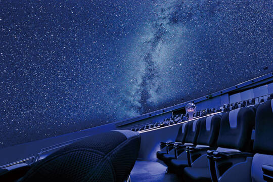 雨でも安心屋内で遊べるSPOT　四日市市立博物館 プラネタリウム・四日市公害と環境未来館