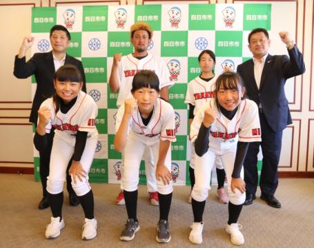 「どこよりも長い夏に」　女子軟式野球チーム高虎ガールズ　全国大会出場の四日市出身選手が意気込み