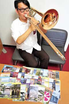 ジャズ演奏家 服部さん発行 「四日市ジャズジャーナル」 5周年