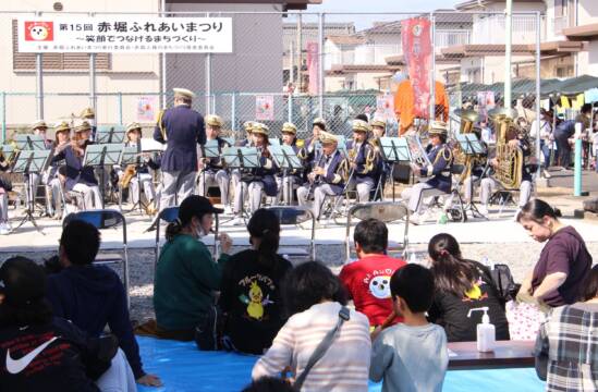 どっと人出、ステージも復活　四日市で赤堀ふれあいまつり開く