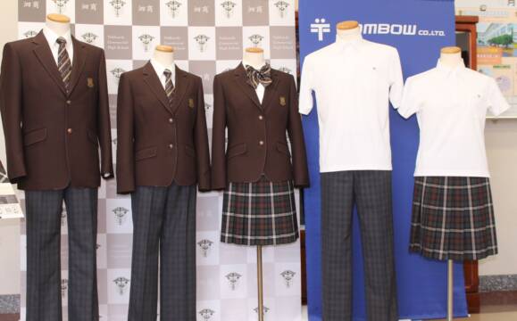 約60年ぶりに制服を改定、三重県立四日市商業高校