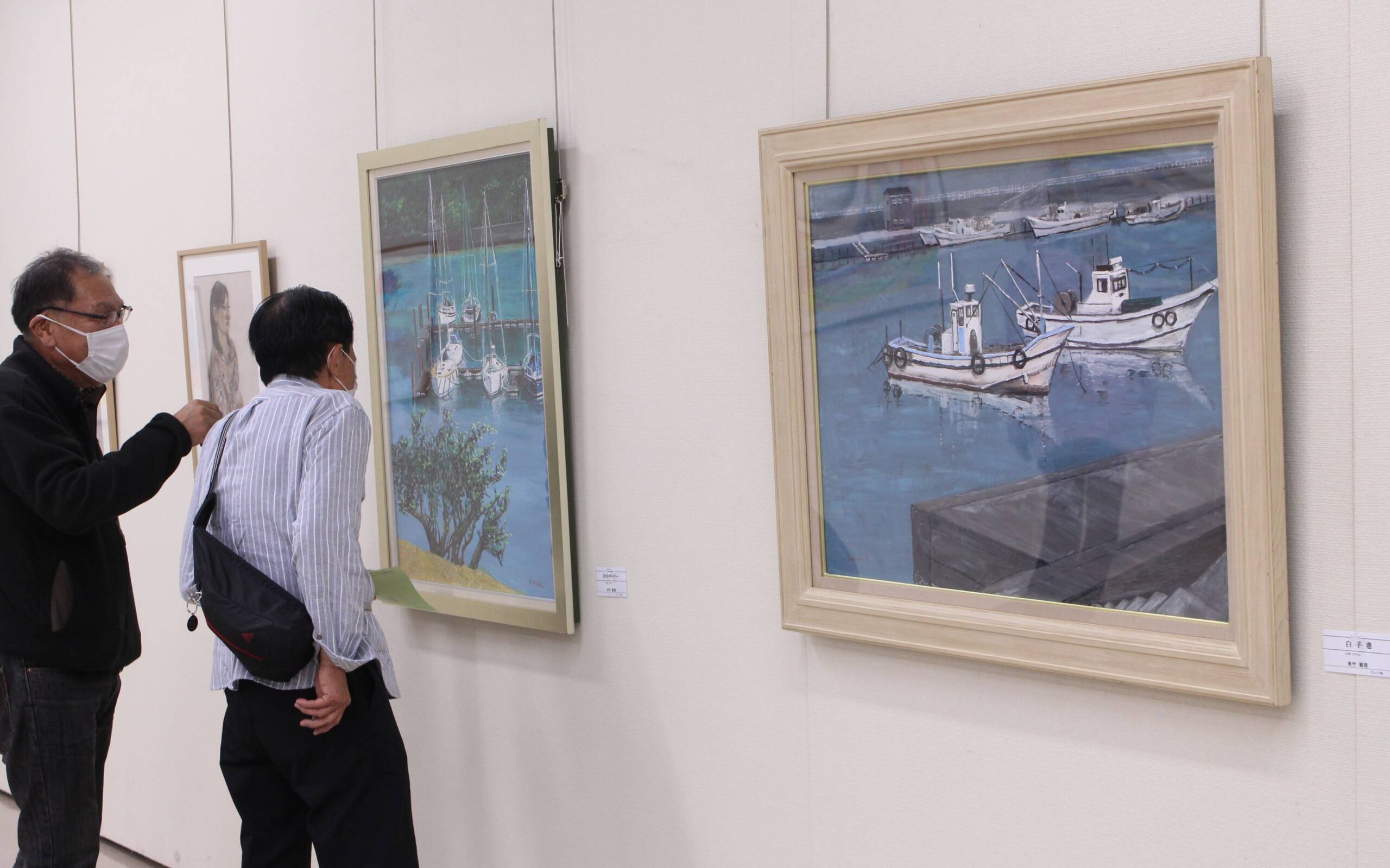 一緒に勉強、それぞれが探究、四日市でグループ萌絵画展