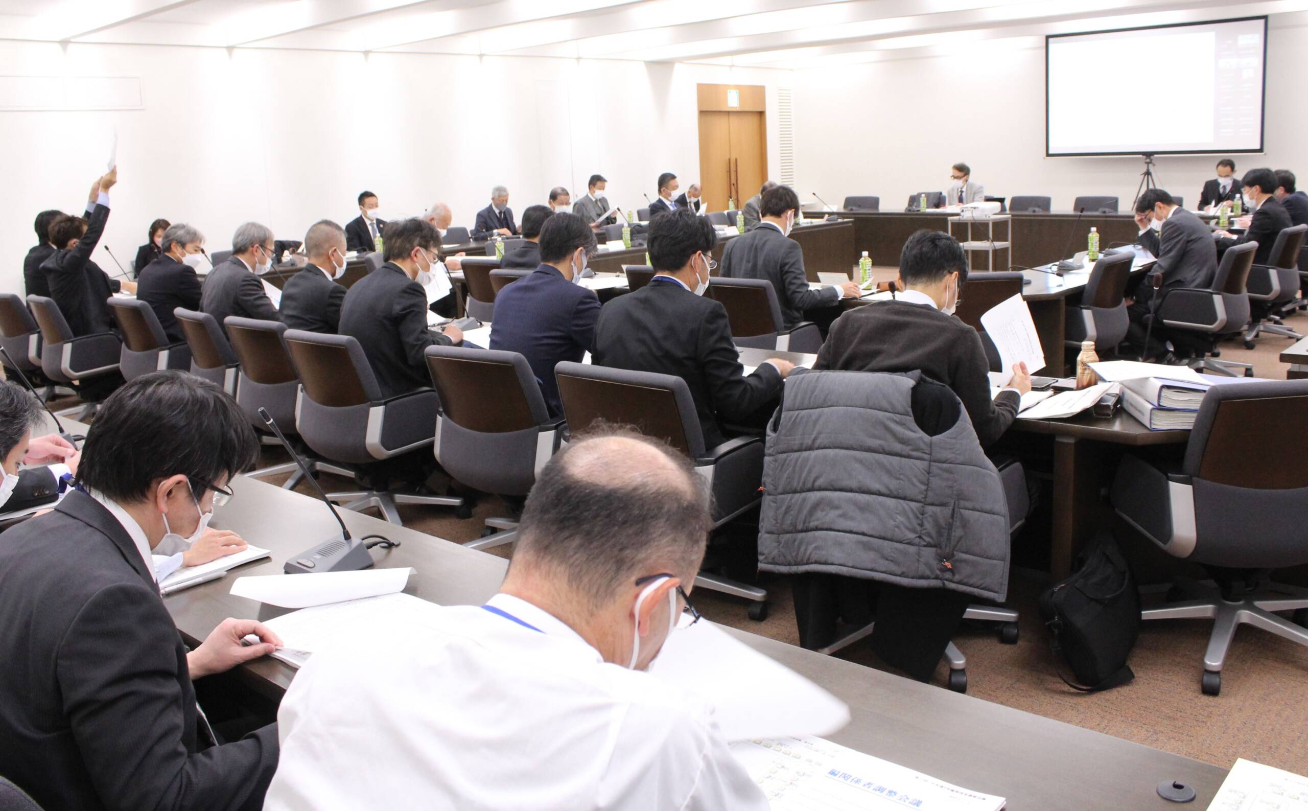 中央通り再編で意見交わす、四日市で関係者調整会議