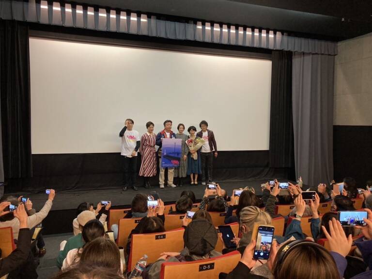 四日市出身の俳優高川さんが初脚本と監督　映画「GINAGINA ぎなぎな」 東京渋谷の初日上映で満席