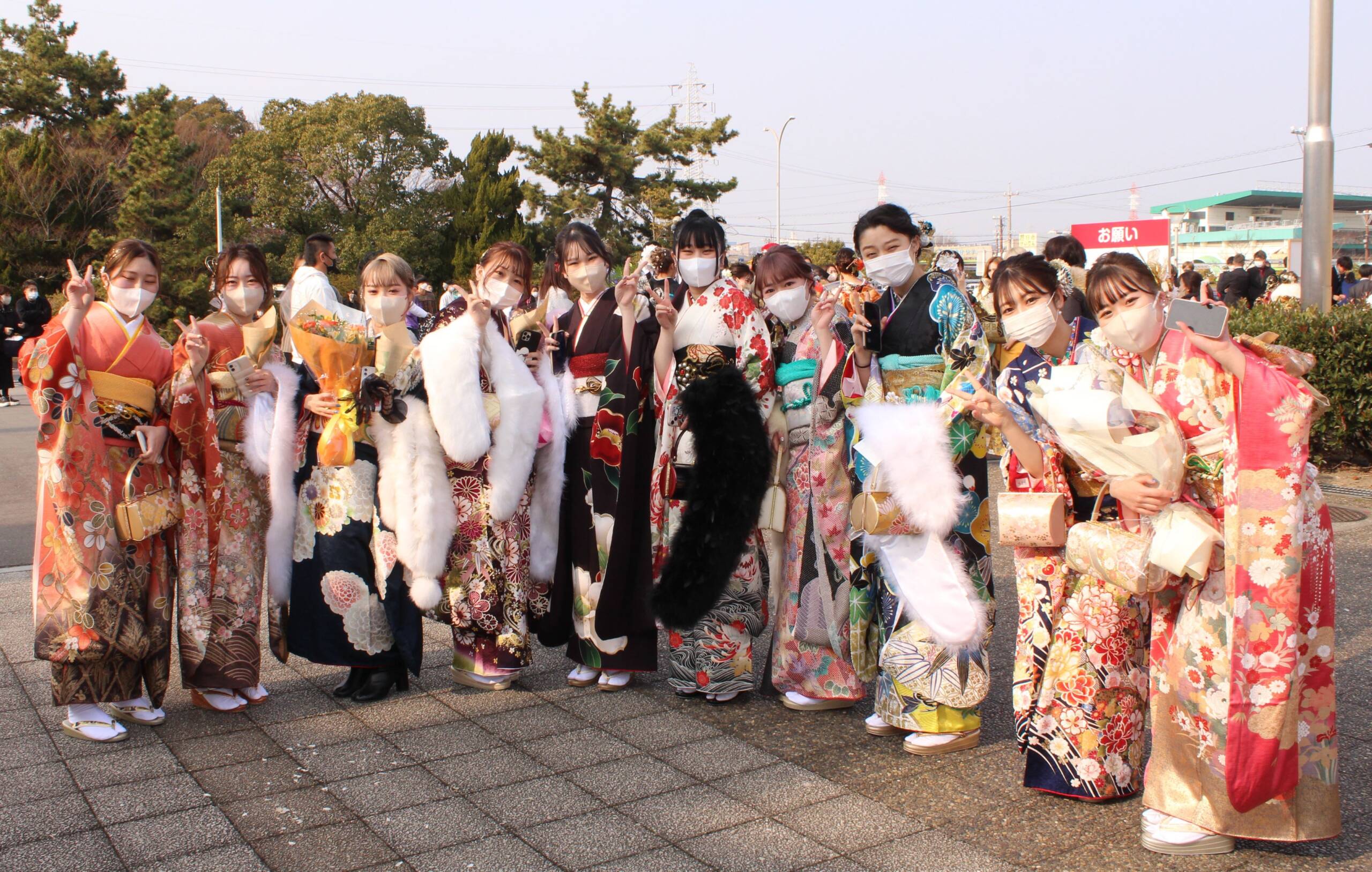 新しい「船出」を友人たちと祝う、四日市市で「20歳を祝う会」