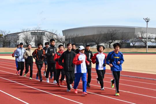 健闘を！　2月19日に「美し国三重市町対抗駅伝」（上）、過去2回優勝の四日市市チーム