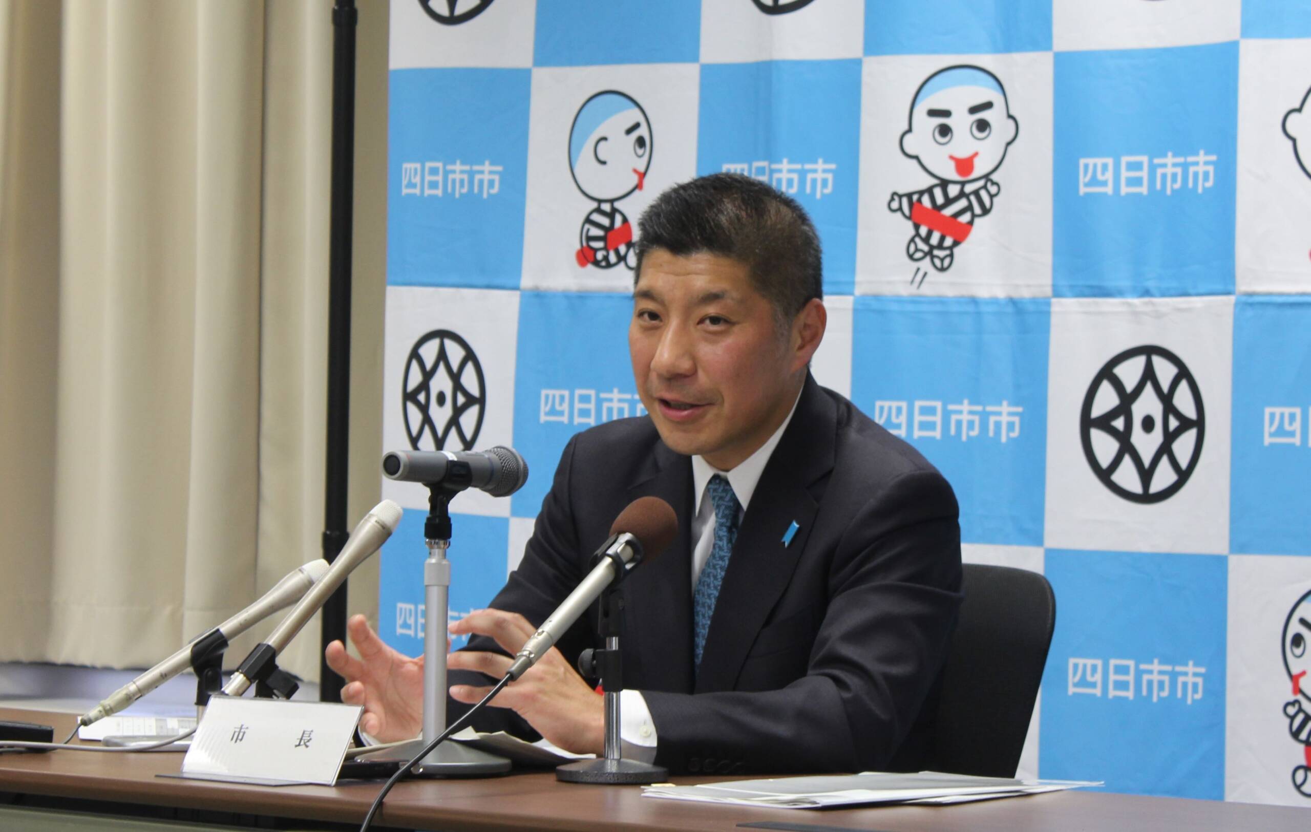 ふるさと納税の戦略プロデューサーは別の人に、四日市市が組織改革と異動を発表