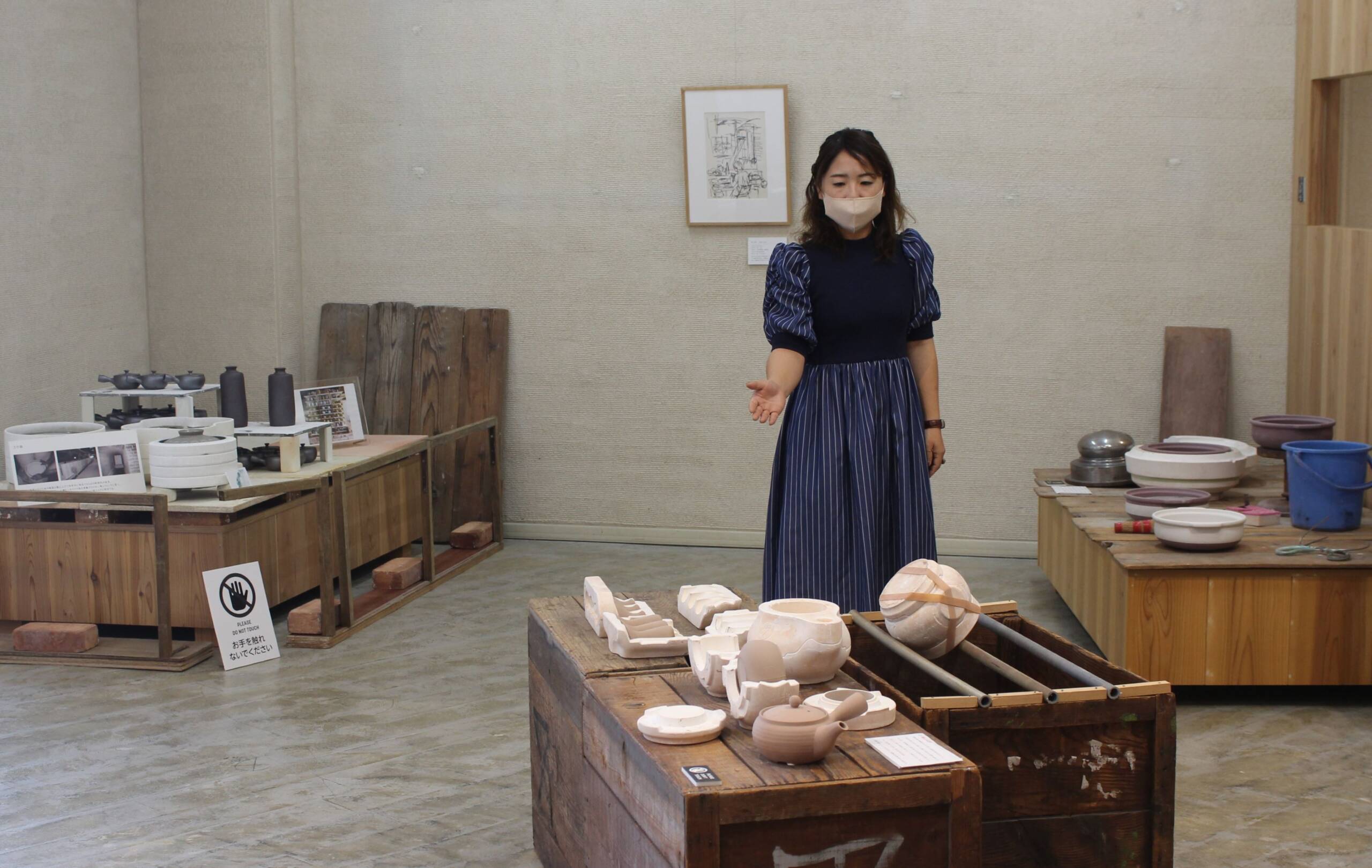 工房の雰囲気伝える、ばんこの里会館で「萬古　工場と道具」展が開催中