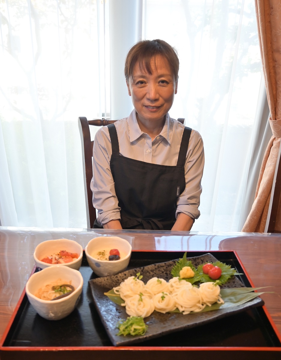 【じもとの味発見!】伝統の味を守りつつ多彩なコラボで新しい挑戦　渡辺手延製麺所　
