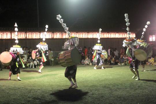 「お諏訪おどり」や打ち上げ花火に拍手、四日市の足見田神社で「水まつり」
