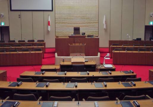 市議から「ふたつの図書館」に反発する意見、経緯やコストなど総務常任委員会であらためて調査へ