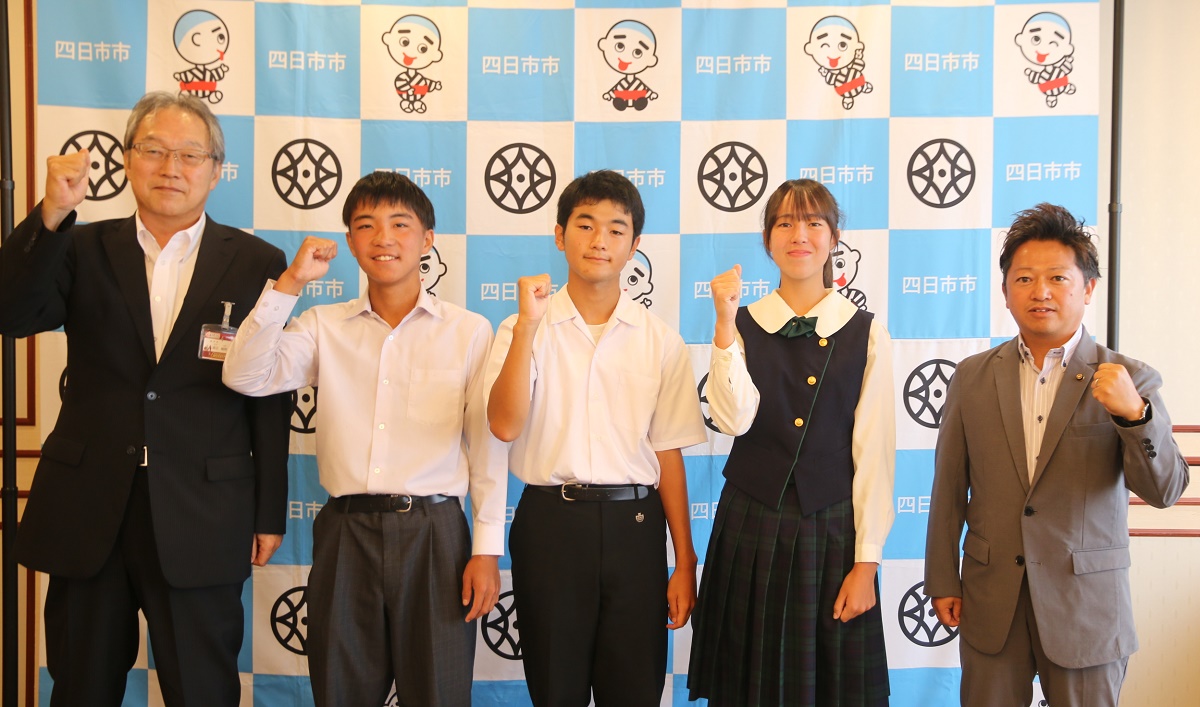 全国中学生テニス選手権大会　四日市の中学3校が出場　大会への目標など話す