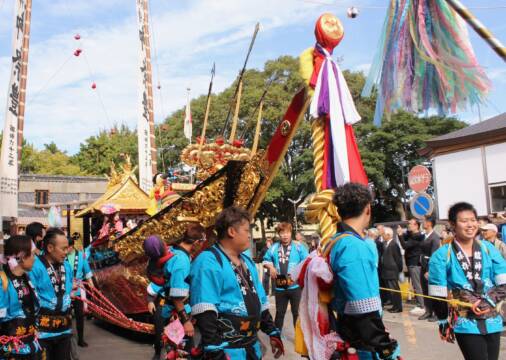 四日市で「南楠鯨船まつり」始まる、「鯨船の唄」町中に、初参加の女子児童も