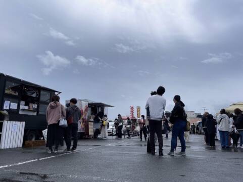 約50店舗が出店　三重ふれあいマルシェ　10月21日にピアゴ菰野店屋上駐車場で開催