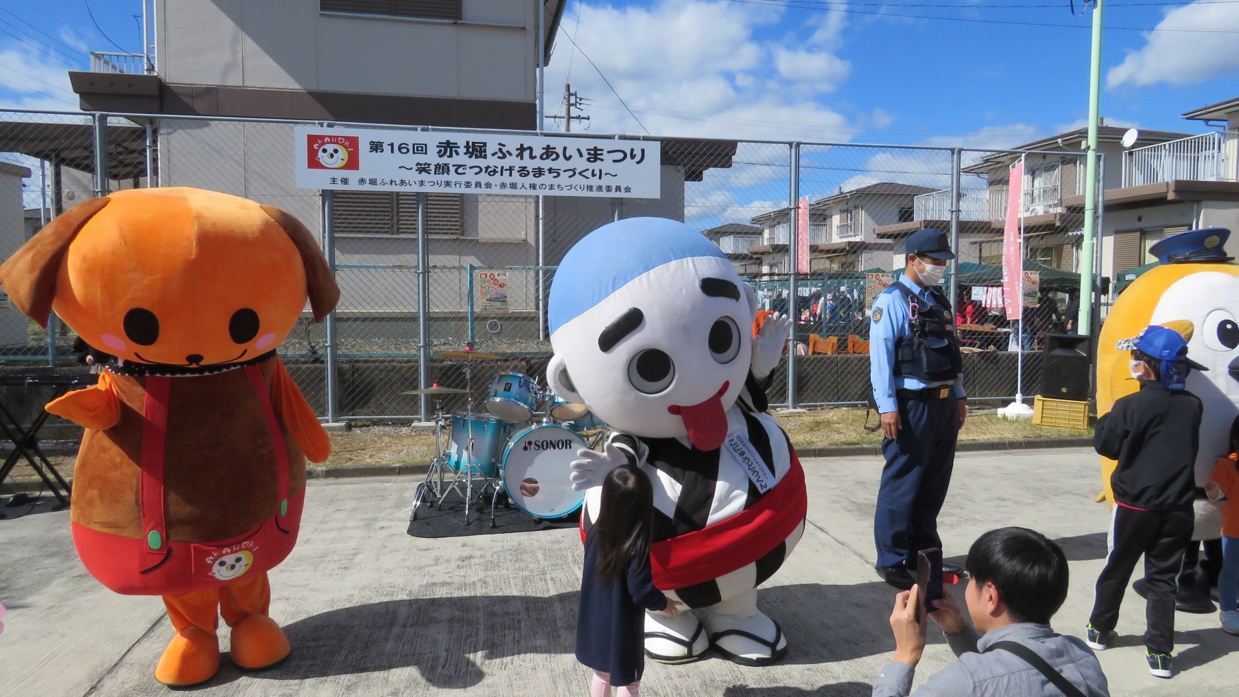 多くの人で今年もにぎわう　四日市の赤堀ふれあいまつり