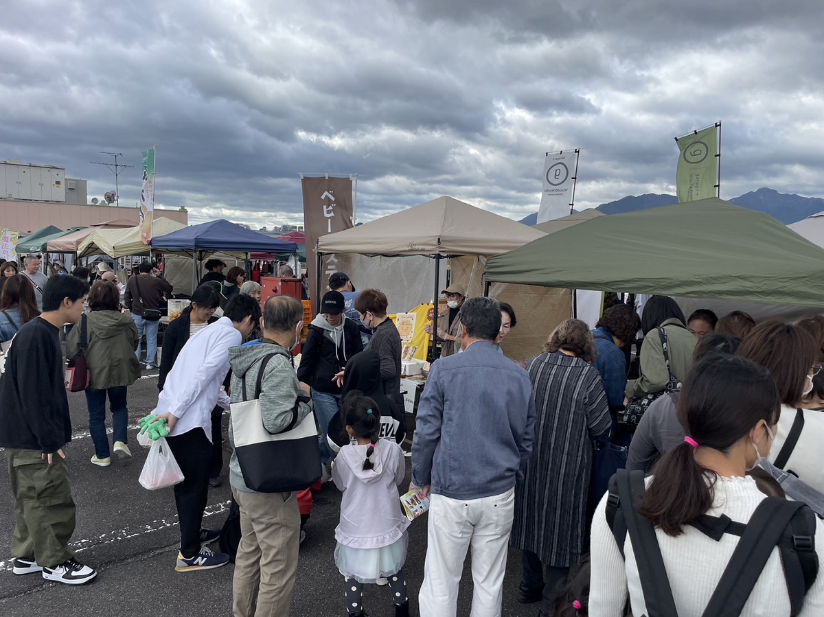 3年ぶりに「朝上地区ふれあい文化おこし」開催　約30店舗出店の三重ふれあいマルシェも協力　三重県菰野町
