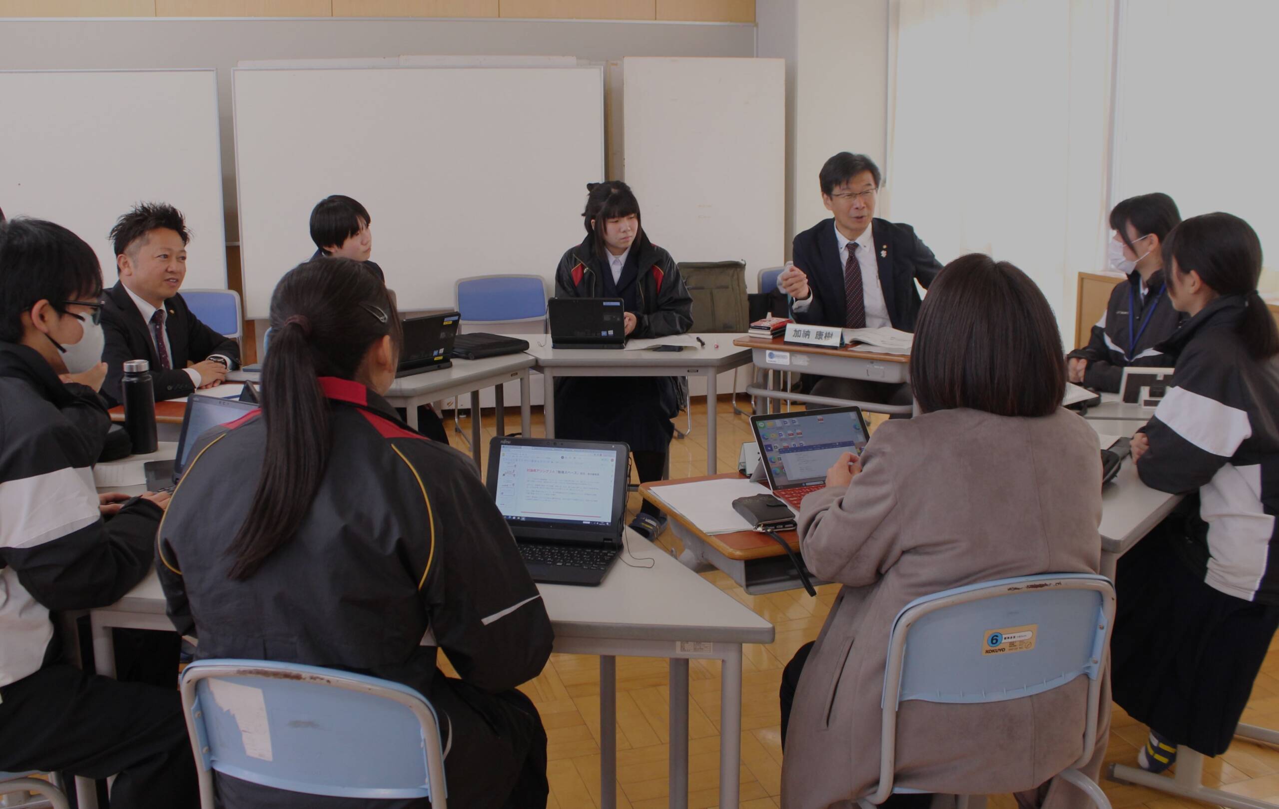 若い世代と市議が意見交換、四日市の橋北中学校で「ワイ！ワイ！GIKAI」