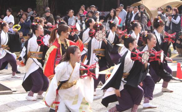 四日市でよさこい「やったろ舞」、50余チームが競演、4年ぶり「制限なし」開催
