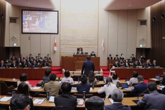新図書館の建設場所に疑問、JR四日市駅周辺整備に注文、四日市市議会で一般質問始まる