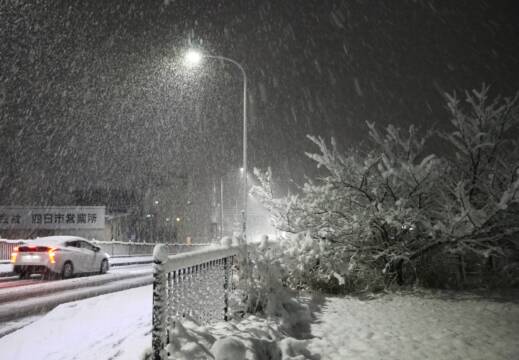 四日市市に大雪警報　津地方気象台が発表　道路など凍結に注意