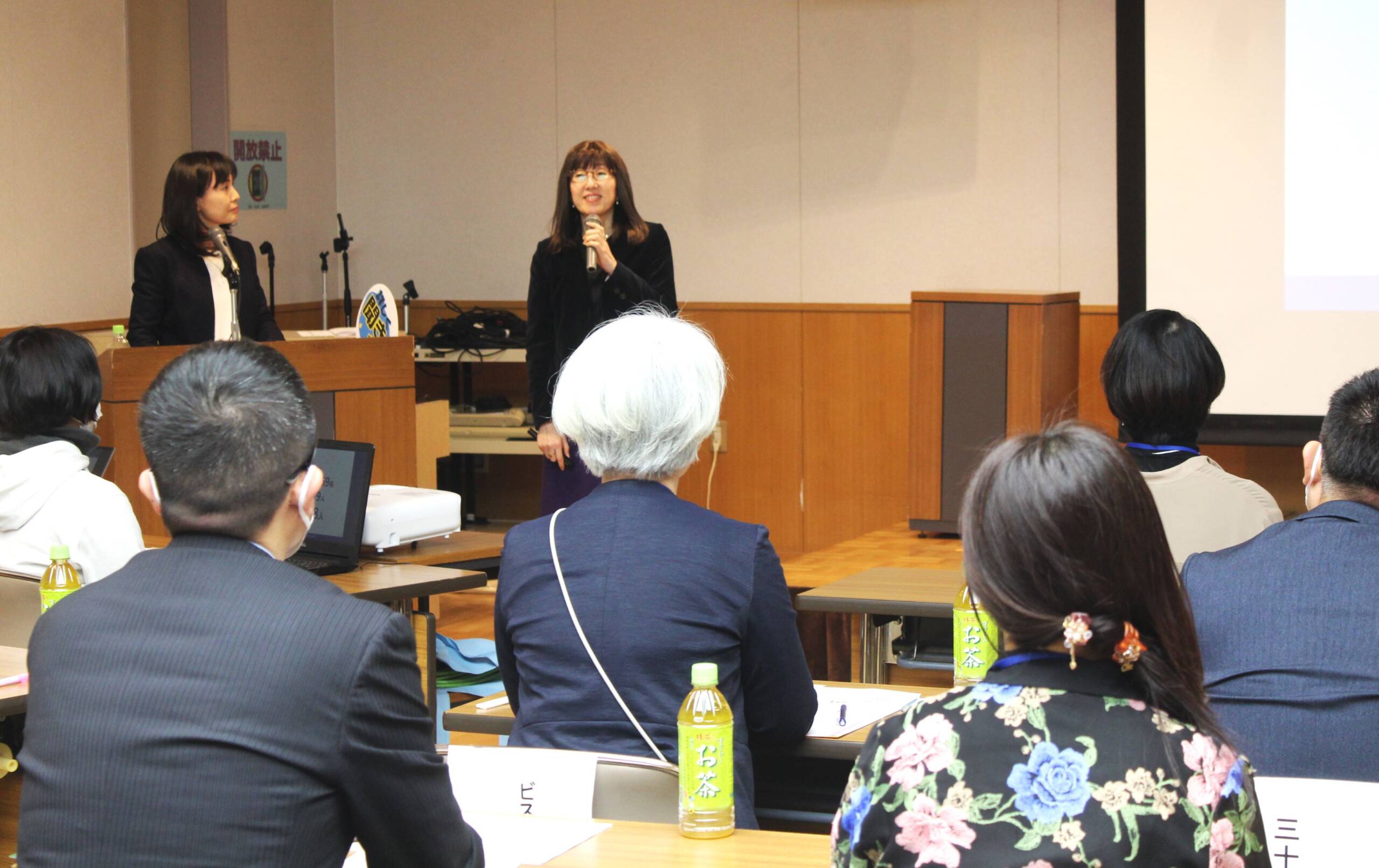 ビジネスの夢を熱くプレゼン、四日市で「ウーマン起業塾よっかいち2023」