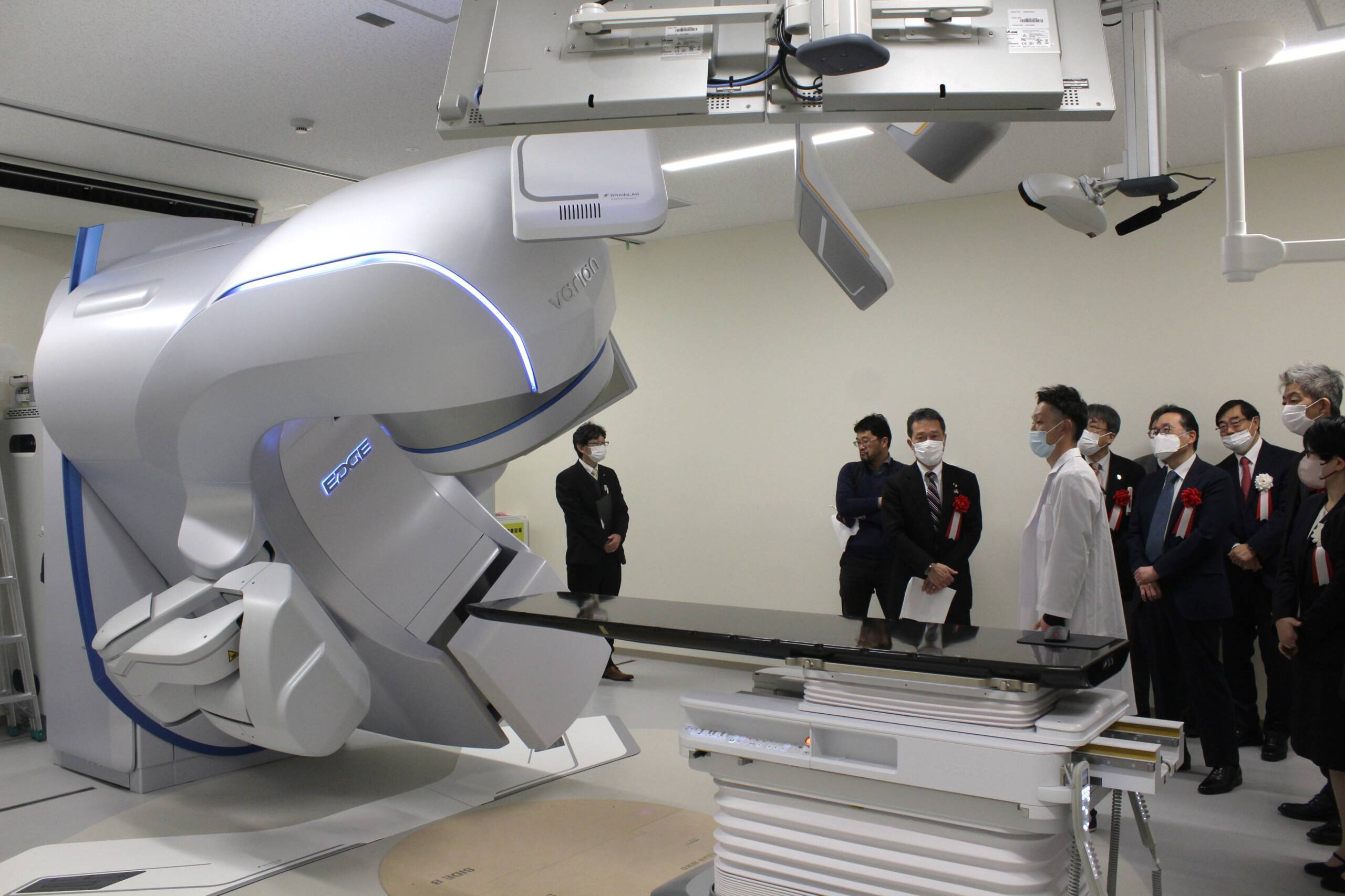 最新の放射線治療システムや陰圧手術室を設置、四日市の三重県立総合医療センターで放射線治療棟が完成