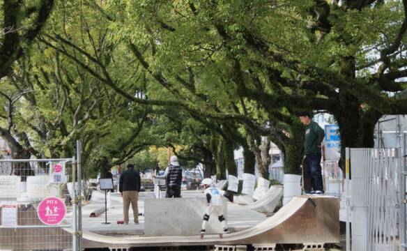 天気に恵まれ家族ら体験、歩道や広場を使ったスポーツ庁と四日市市の運動イベント
