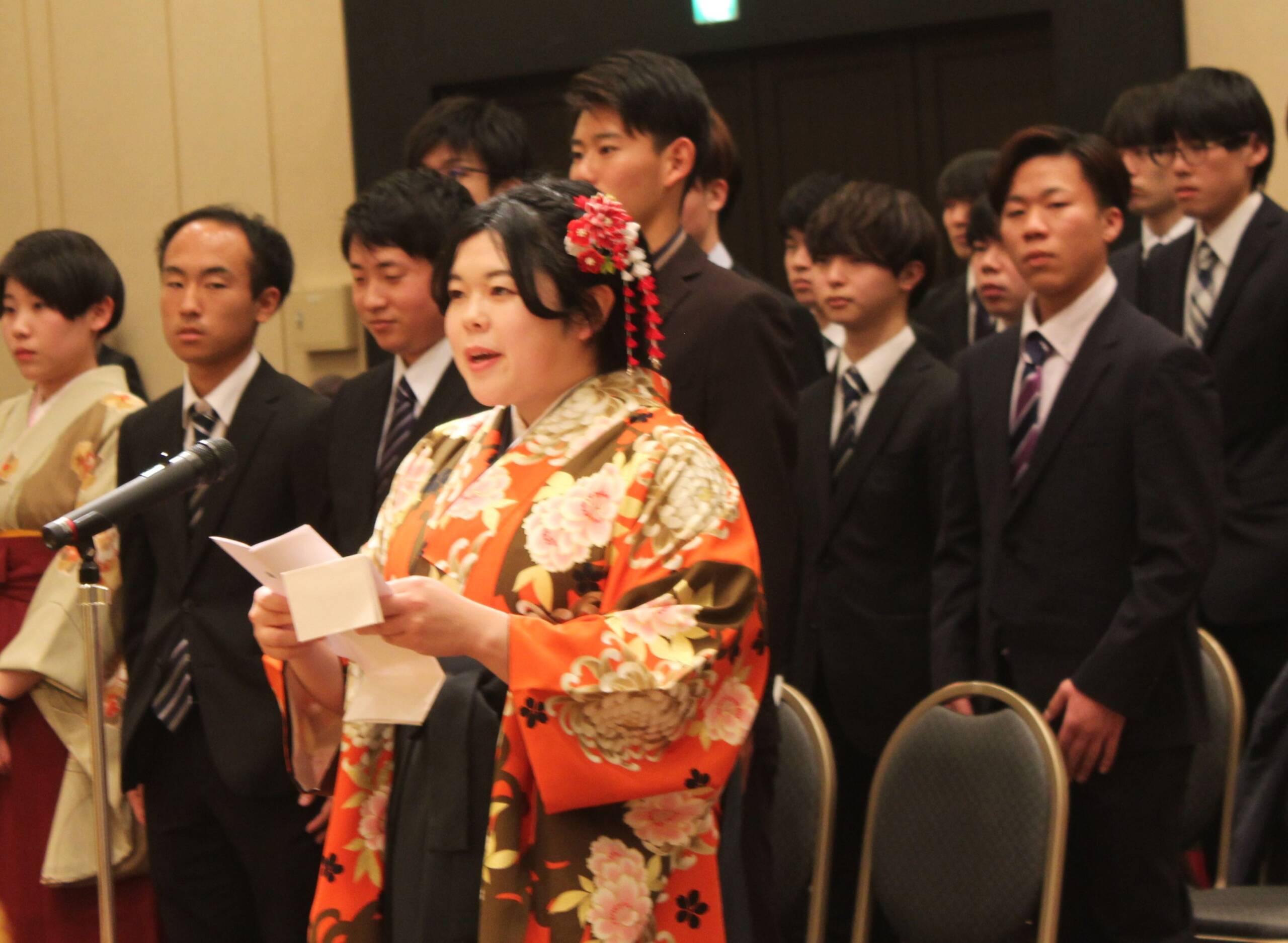 コロナ禍の苦労もかみしめ180人が社会へ、保護者席も設け、四日市大学の学位記授与式