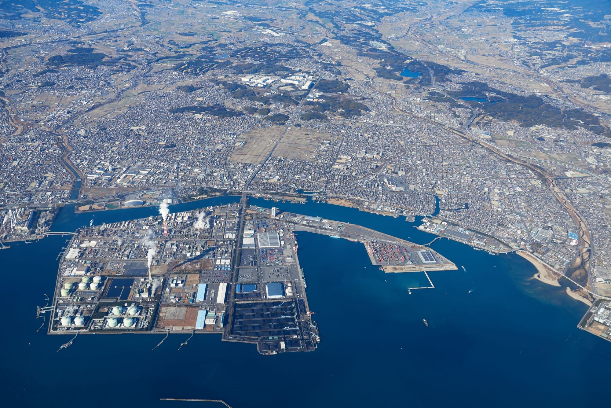 海岸保全施設の整備や新しいひき船建造などに事業費、四日市港管理組合が当初予算案を発表