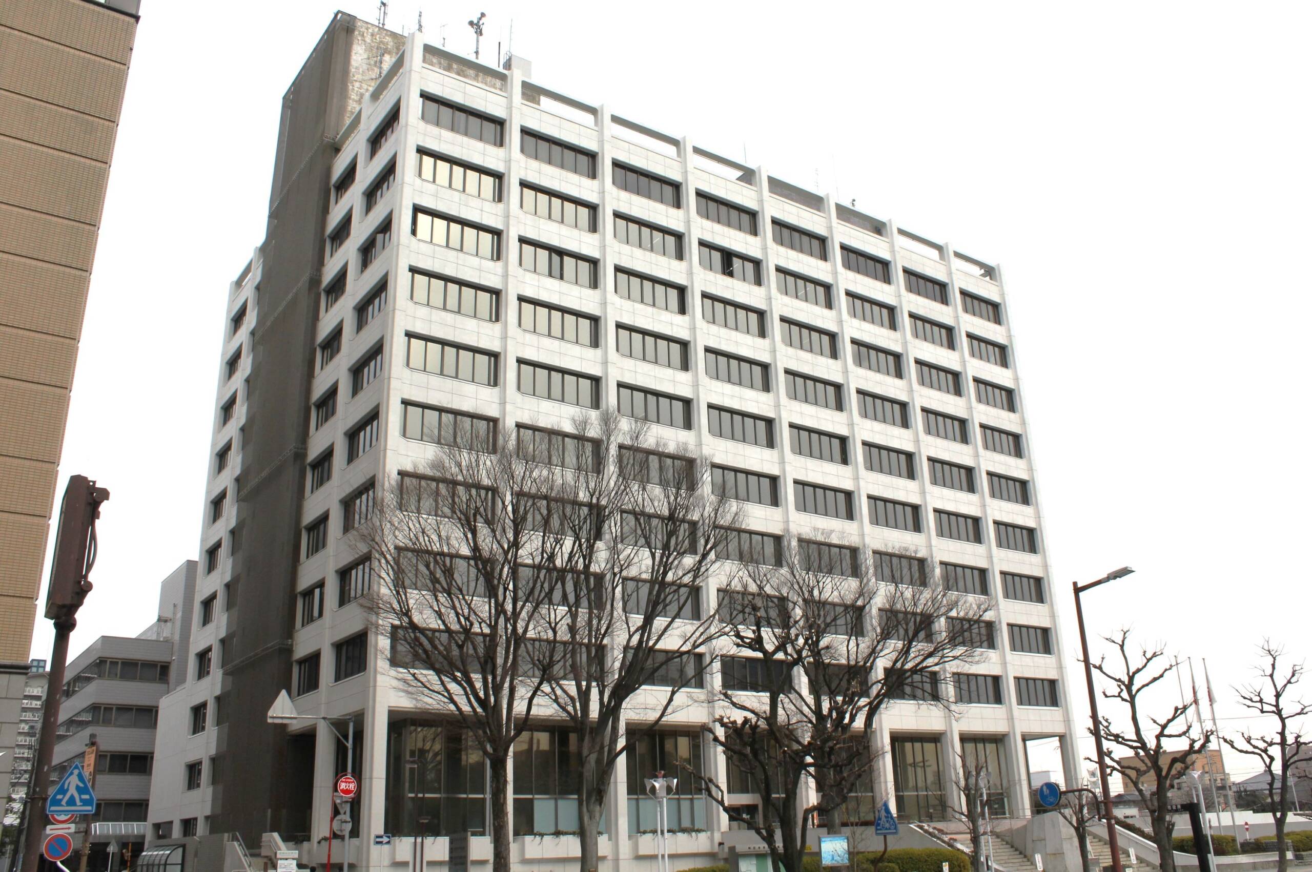 ハラスメントに配慮を、四日市市が市議会に7件の事案を報告し求める、条例施行後の初の調査