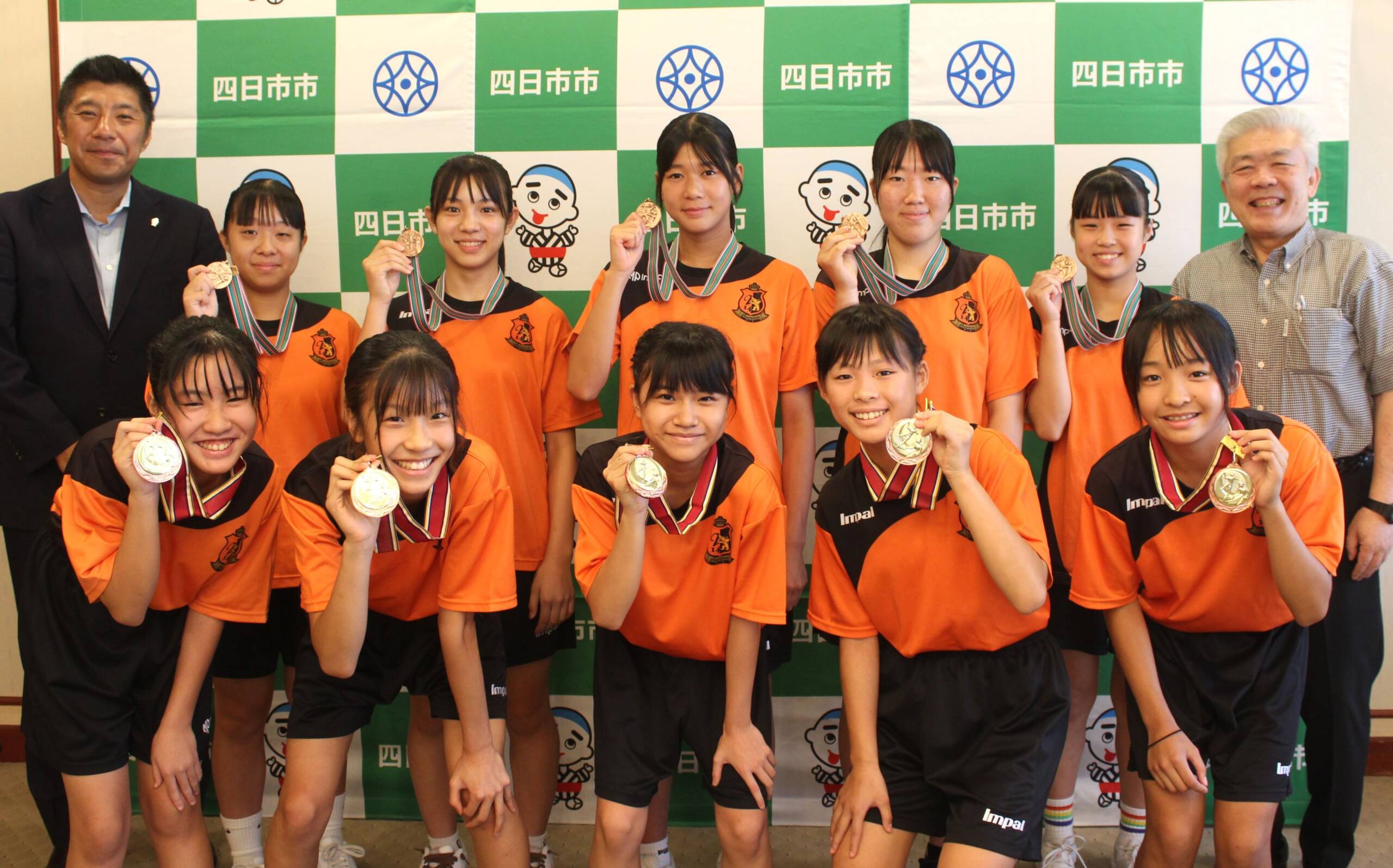 u-12 制服　女子 