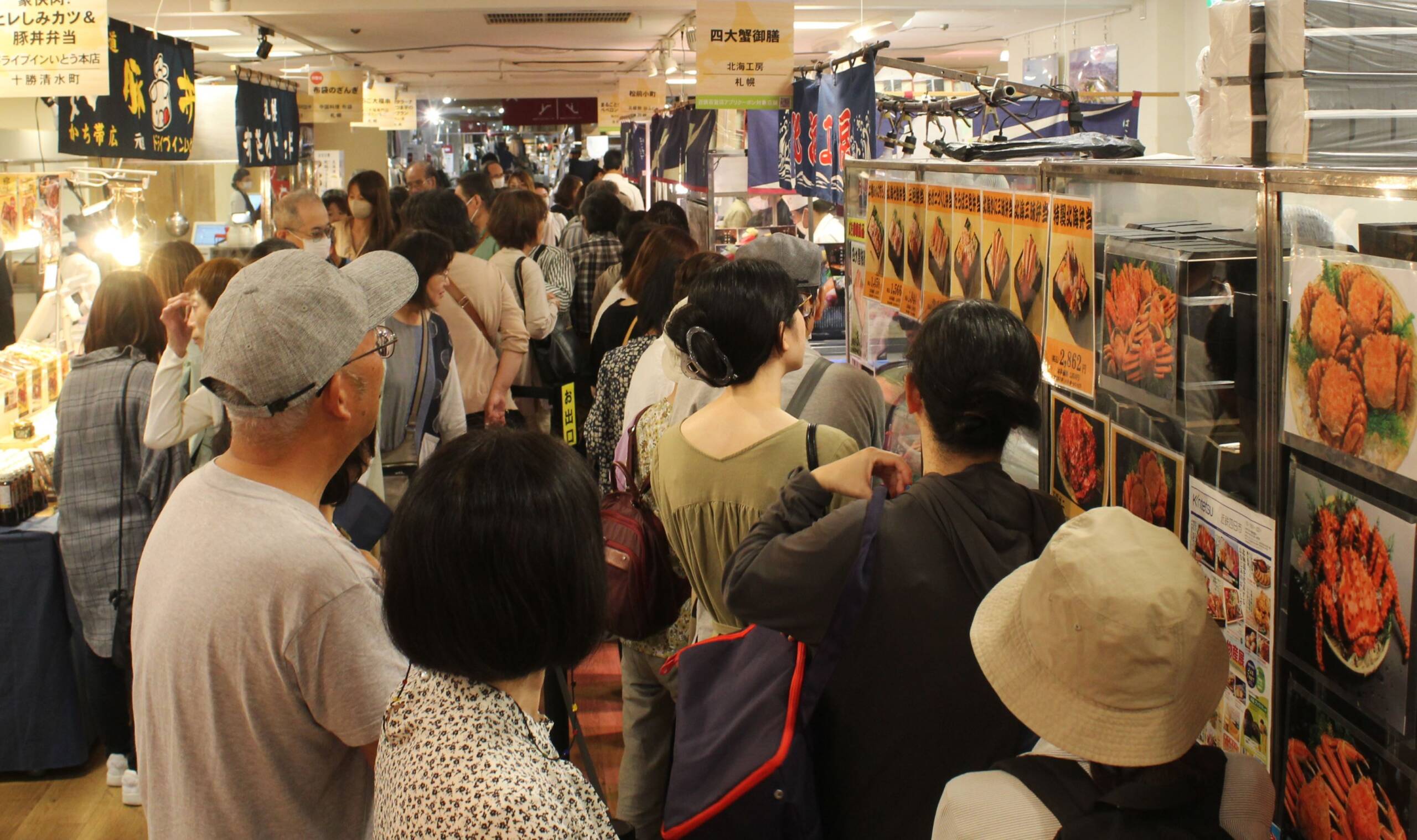 豪華弁当どの店も行列、近鉄百貨店四日市で「北海道大物産展」開催中