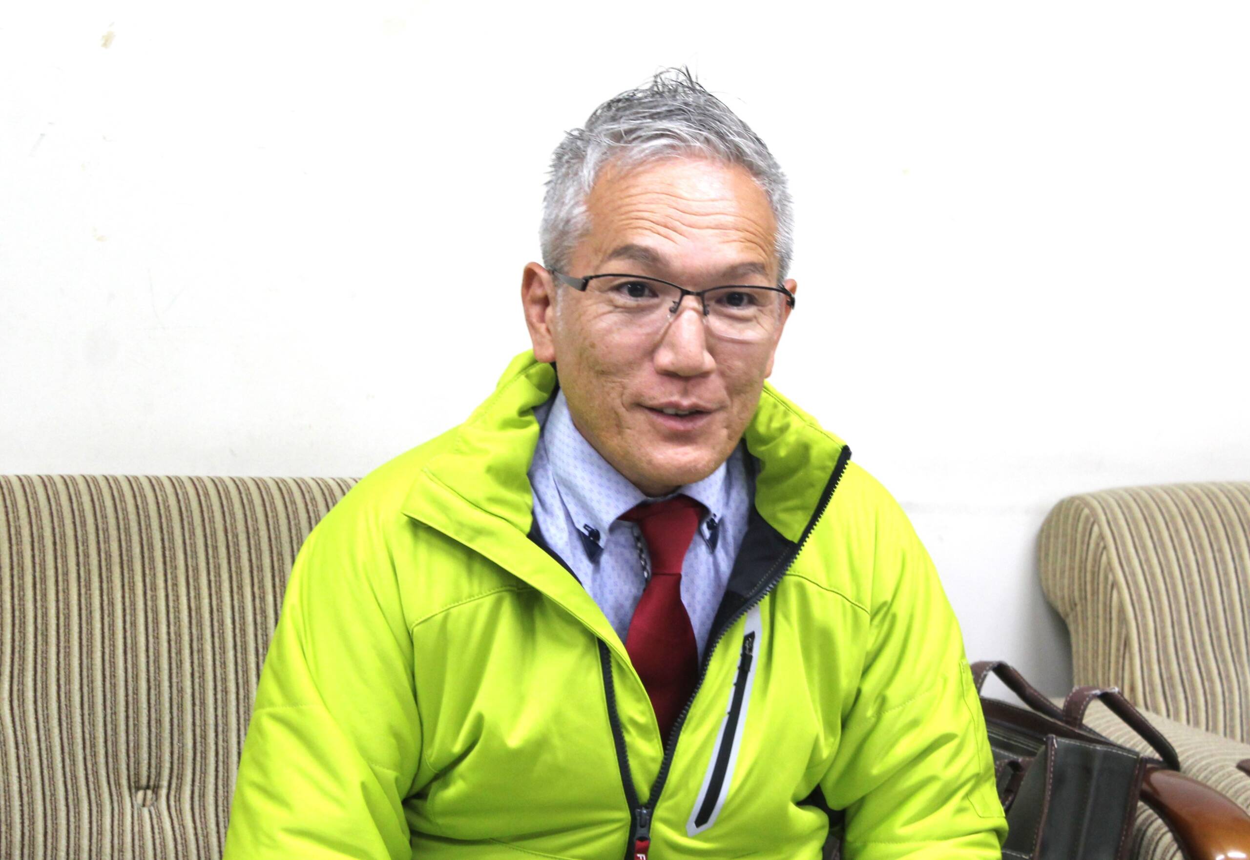 四日市市長選へ元市議の伊藤昌志さんが立候補の意思を表明、市民税5％減税やお買物券給付掲げる
