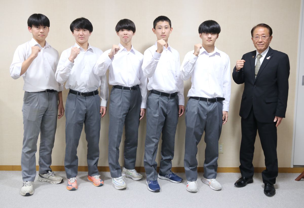 ハンドボール三重県選抜　菰野中から5人　U-15ジュニアセレクトカップに出場