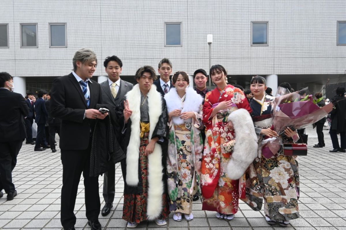 テーマは「新(ネオ）」　四日市で20歳を祝う会　