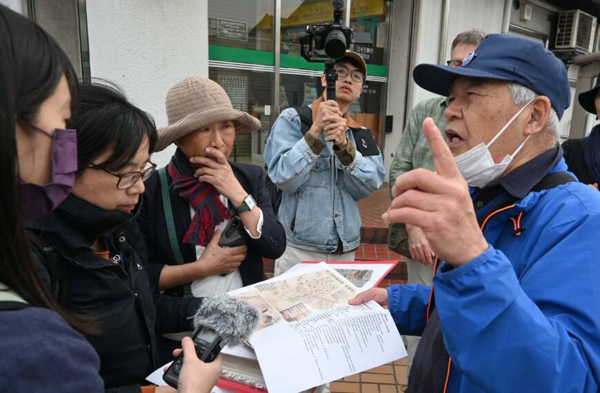 台湾の研究者が来日　第2海軍燃料廠跡地など四日市の戦争遺跡を見学